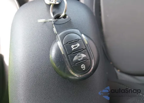 2015 Mini Hardtop Cooper z USA, uszkodzony, nr VIN WMWXS5C51FT827510